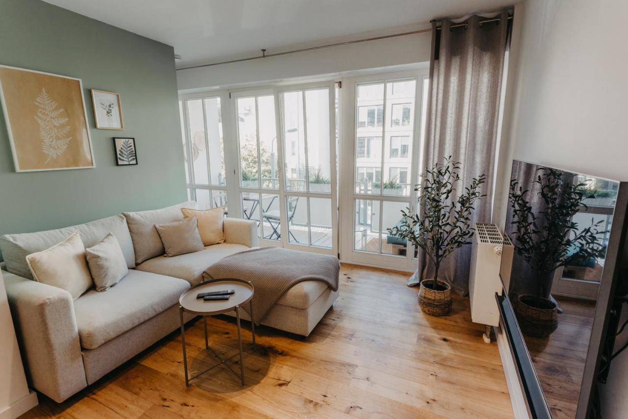 Traber Apartments Im Herzen Leipzigs Balkon Parkplatz エクステリア 写真